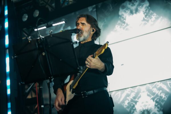 Вячеслав Бутусов