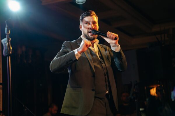 Олег Кензов